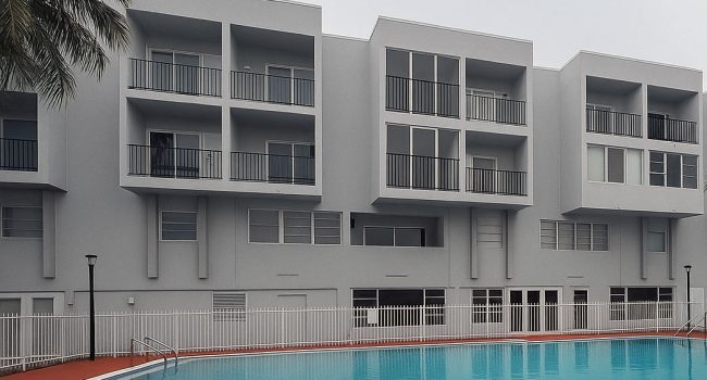 standrewscourtcondo_05